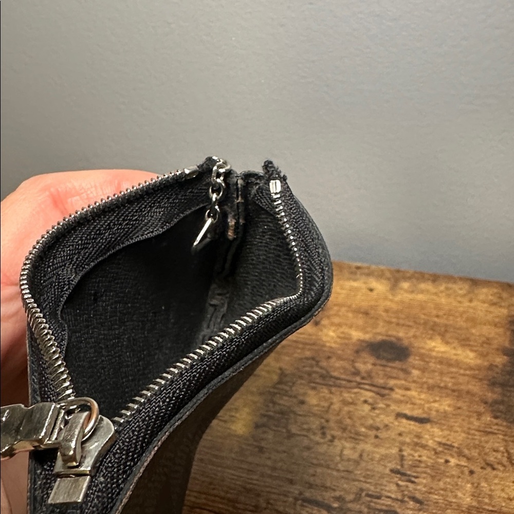 Louis Vuitton Damier Graphite Key Pouch - Picture 7 of 16